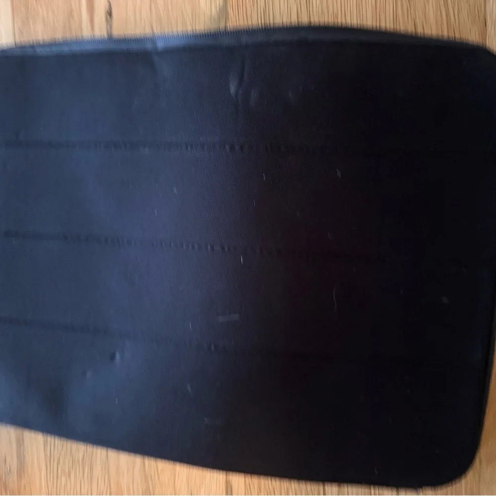 Solo Midnight Black Protective Sleeve for Laptops